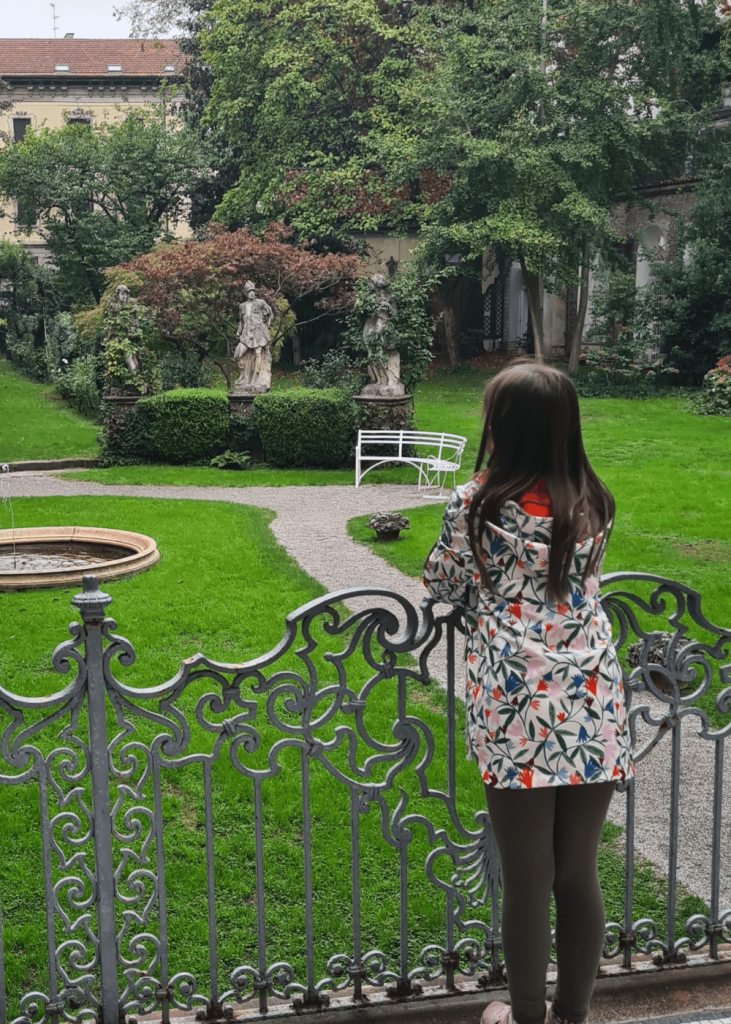 girl in balcony